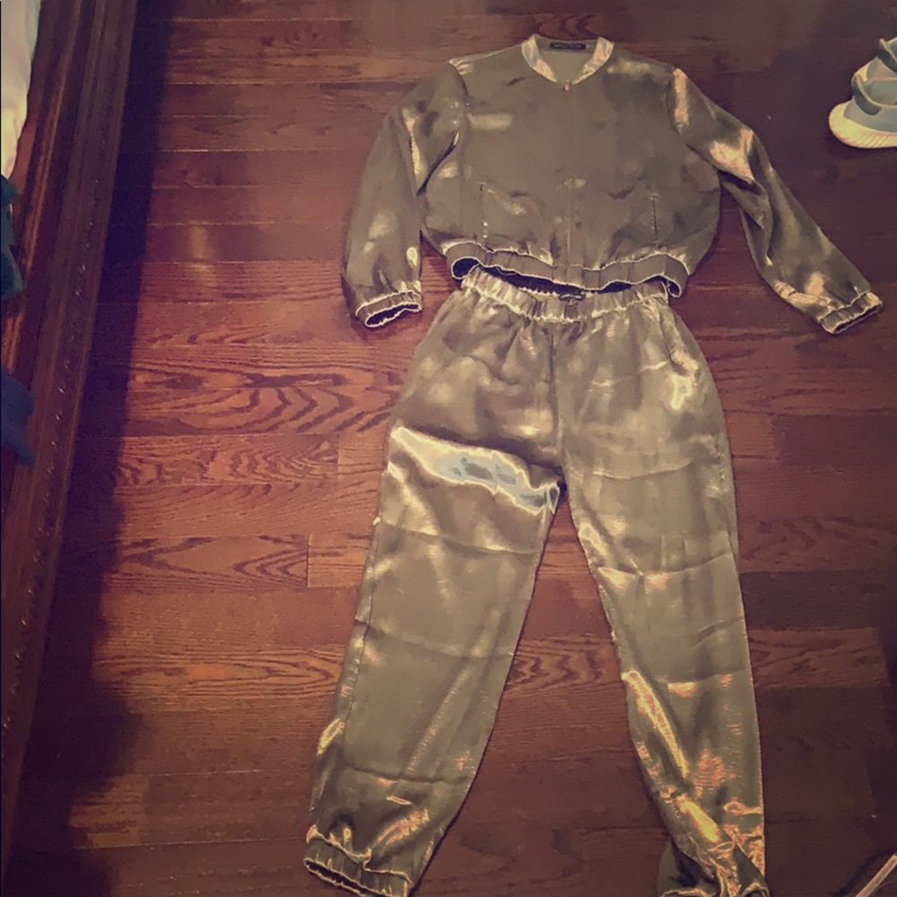 2 piece set